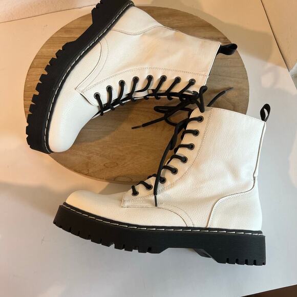 Unionbay White Vegan Leather Zipper Side Lace Up Combat Moto Boots Size 10 - Picture 8 of 12